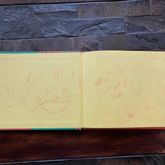 Kids Preferred 2017 Goodnight Moon Plush & Book - Picture 5 of 9